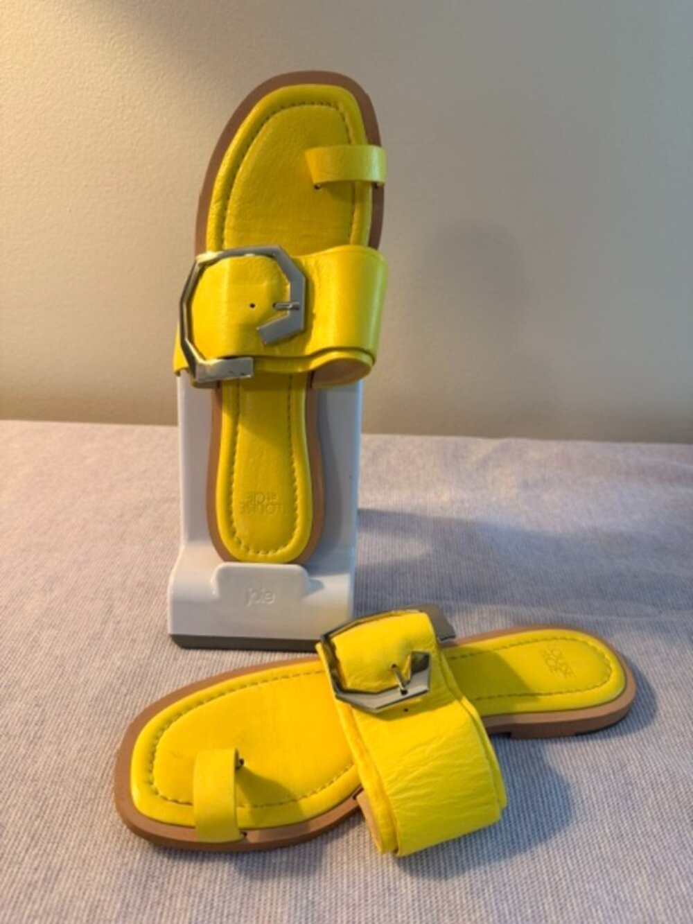 Louise et Cie Yellow Leather Buckle Toe Loop Slide Sandals Size 7.5